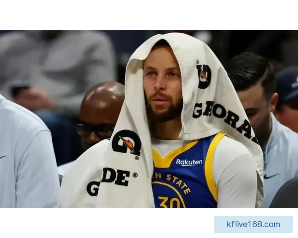 库里称赞文班天赋异禀比赛态度充满感染力震撼人心